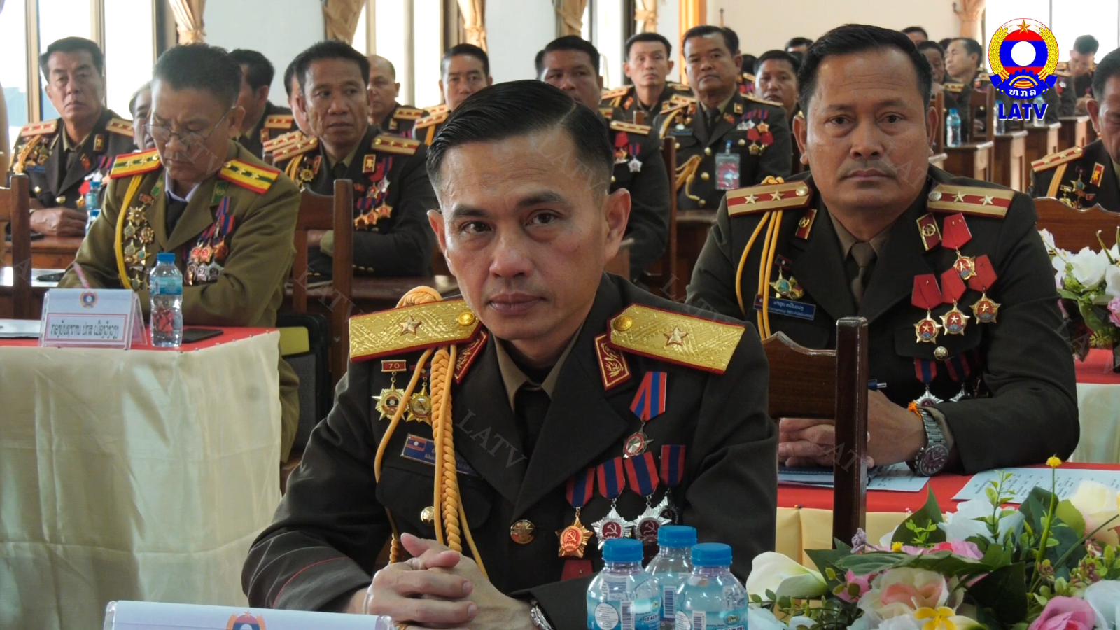 ສະເຫຼີມສະຫຼອງວັນສ້າງຕັ້ງກອງພົນທະຫານຮາບທີ 1…