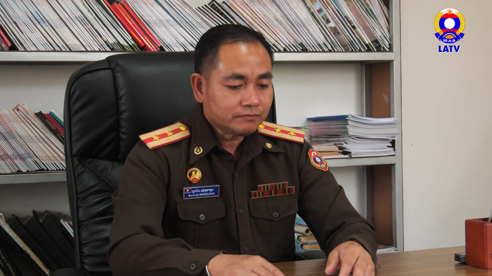 ບົດສຳພາດ ຊົມເຊີຍກອງບັນນາທິການວາລະສານປ້ອງກັນຊາດ…