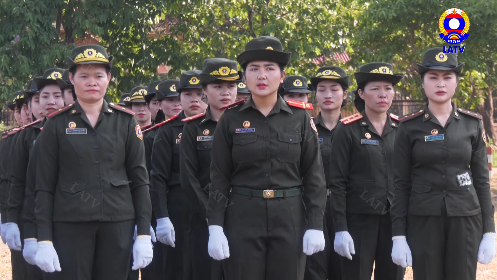 ພິທີສະເຫຼີມສະຫຼອງວັນສ້າງຕັ້ງເຫຼົ່າຮົບກົດລັບ ຄົບຮອບ…
