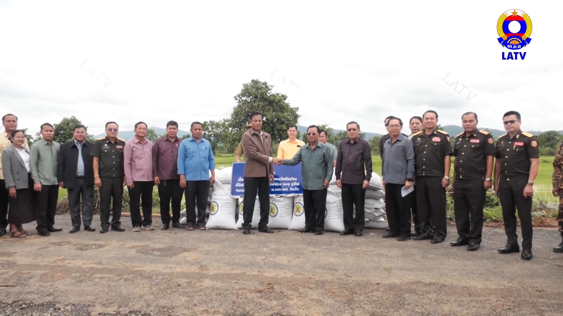 ຮອງນາຍົກລັດຖະມົນຕີ ລົງຕິດຕາມກວດກາ…