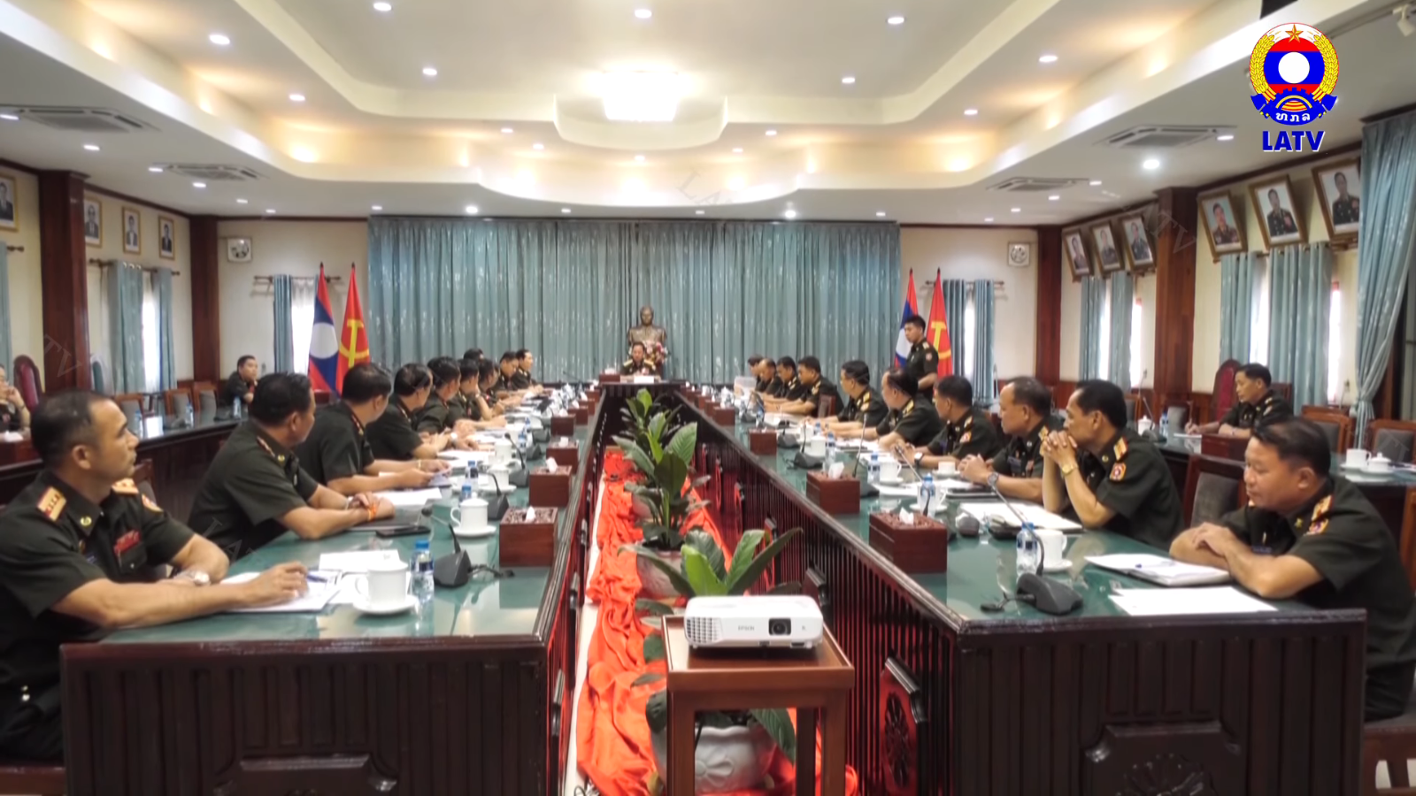 ກອງປະຊຸມຄະນະຊີ້ນຳ ແລະ ອະນຸກຳມະການ ກະກຽມດຳເນີນກອງປະຊຸມໃຫຍ່ຜູ້ແທນສະມາຊິກພັກ.
